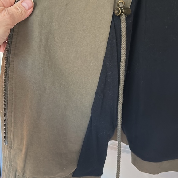 Loft Women's Khaki Faux Fur-Trimmed Removable Hooded Barn Type Jacket. EUC - Picture 7 of 9